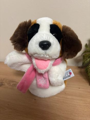 Neuf doudou marionnette chien blanc marron écharpe rose lovy peluches