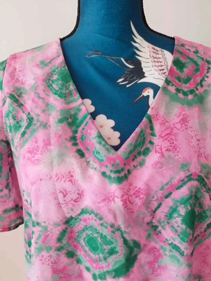 Robe tunique Tie and Dye rose et verte - photo numéro 6