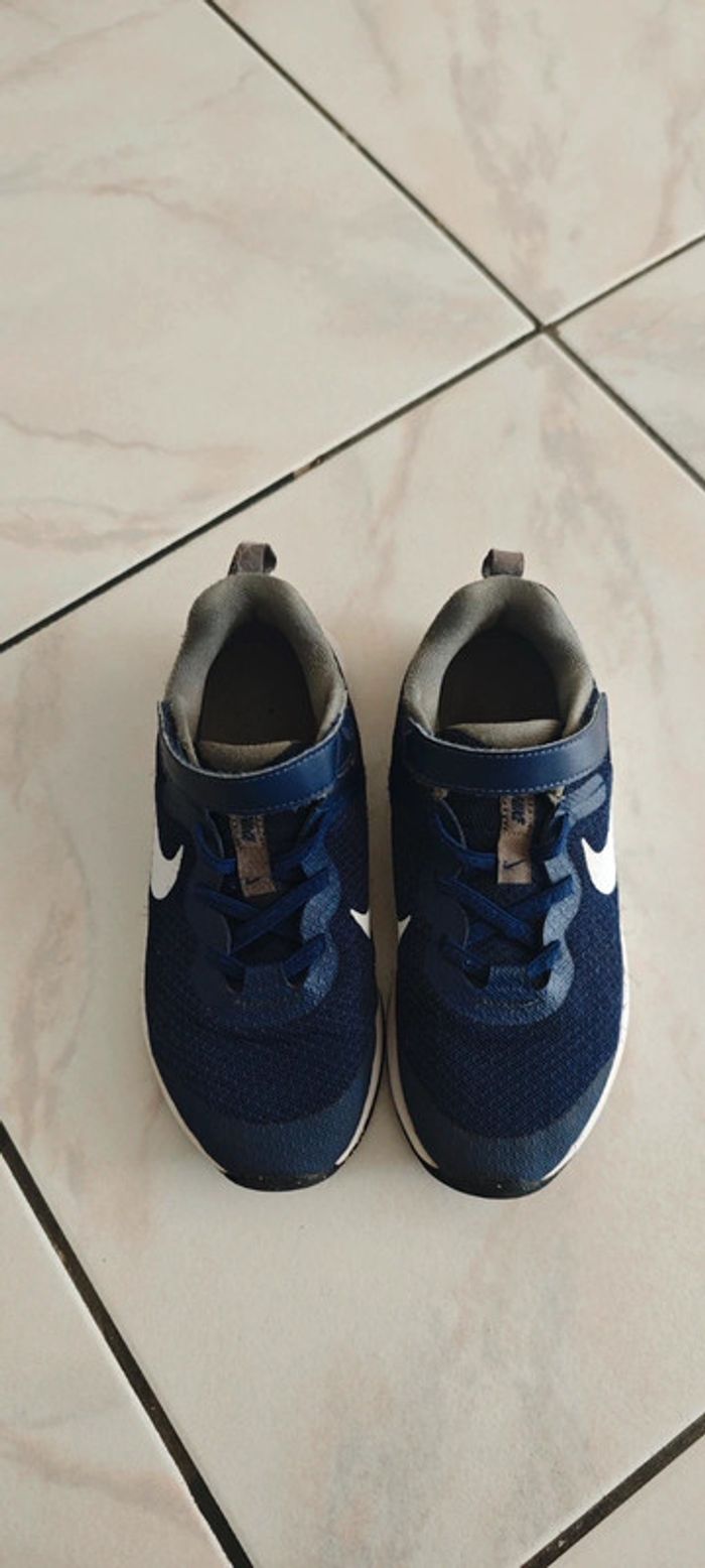 Nike révolution 6 pointure 32 - photo numéro 2