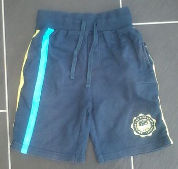 Joli short garçon 5 ans