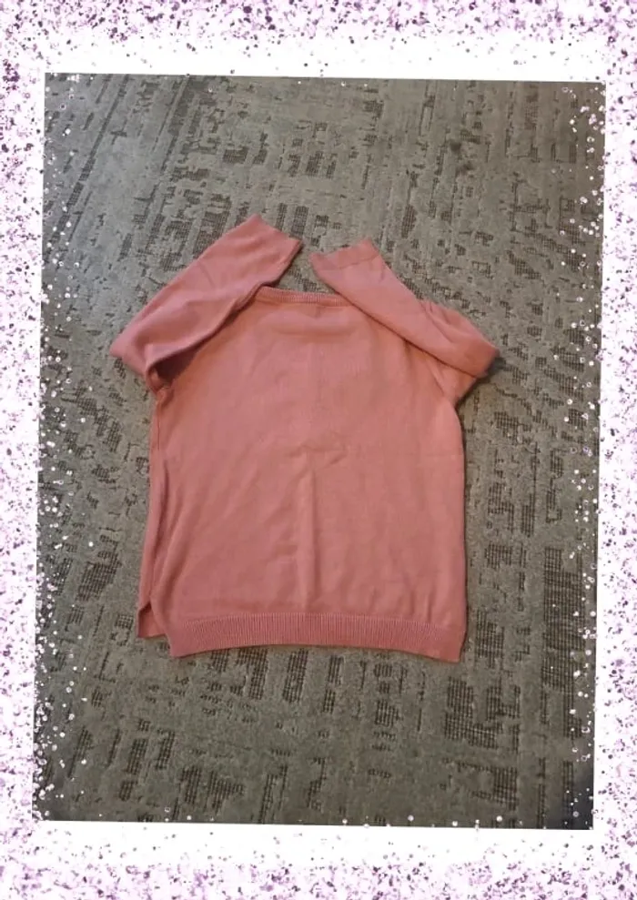 Lot pulls 6 ans - photo numéro 3