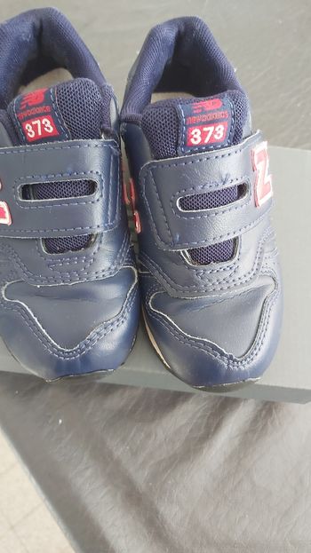 Baskets New balance très bon état.