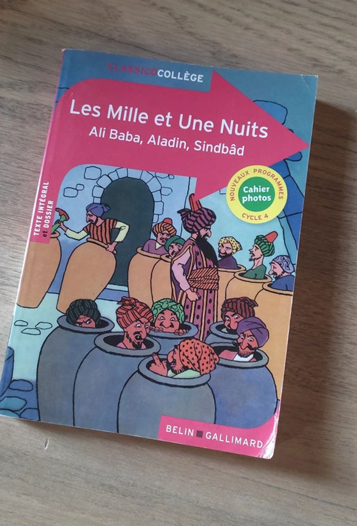 Livre Les Mille et Une Nuits: Ali Baba - Aladin - Sindbâd