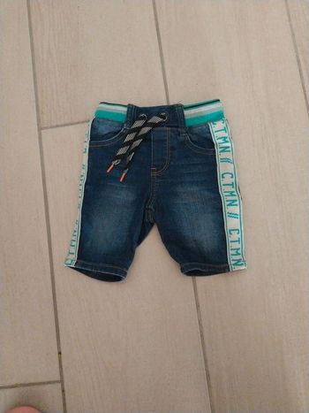 Short catimini 18 mois