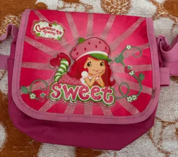 Sac charlotte aux fraises