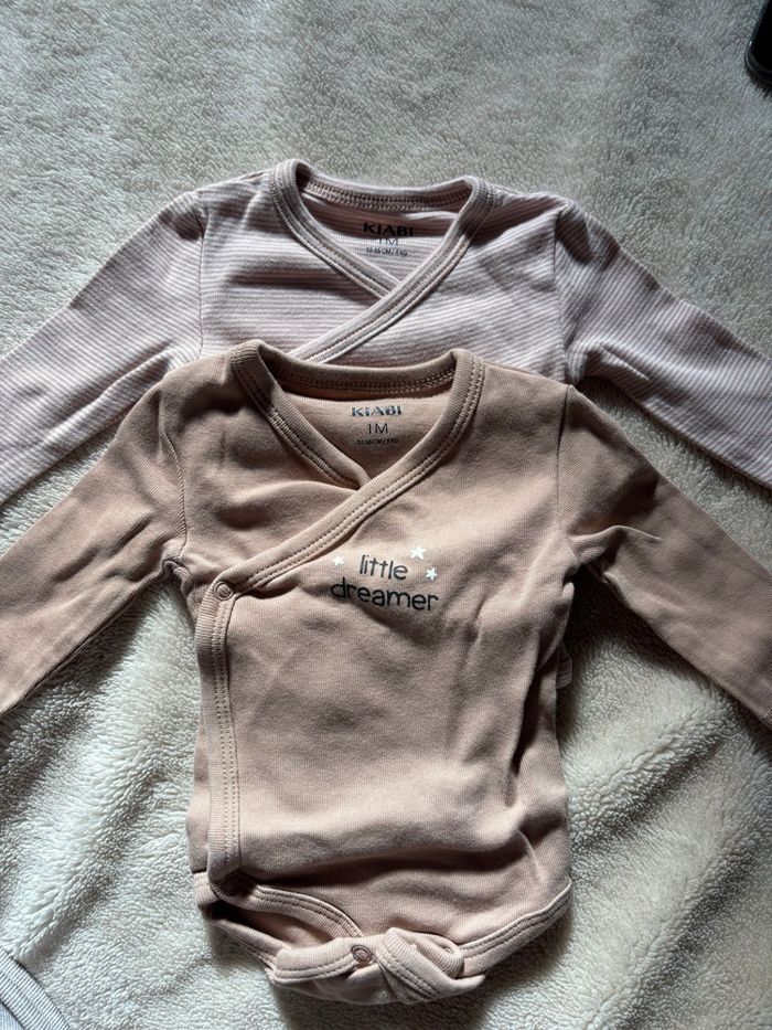 Lot de 4 bodys - photo numéro 4