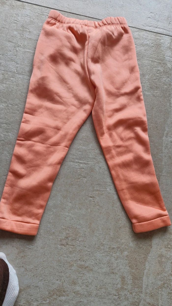 Lot de deux pantalons neufs 5 ans - photo numéro 5