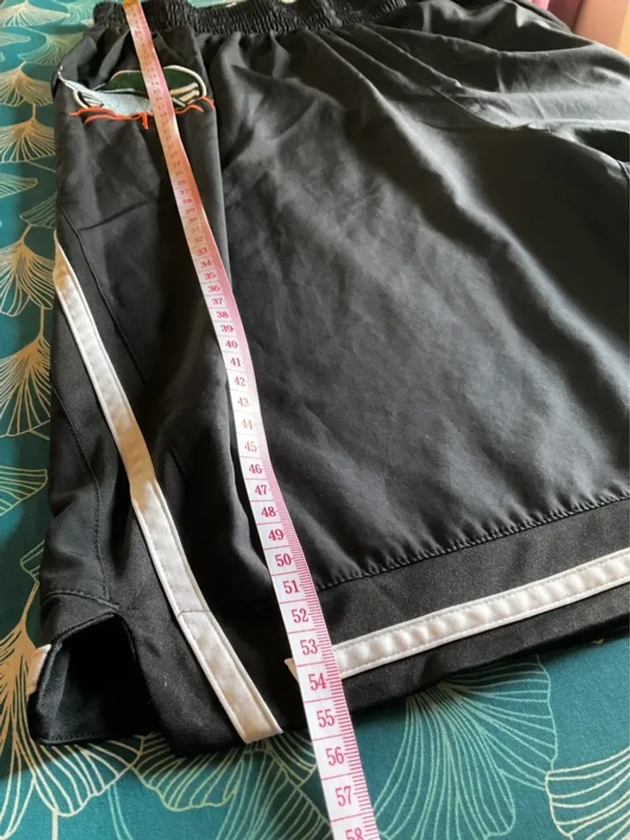 Short léger de sport noir pour homme Adidas taille S 458 - photo numéro 8