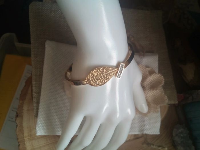 Bracelet feuille zircons en acier