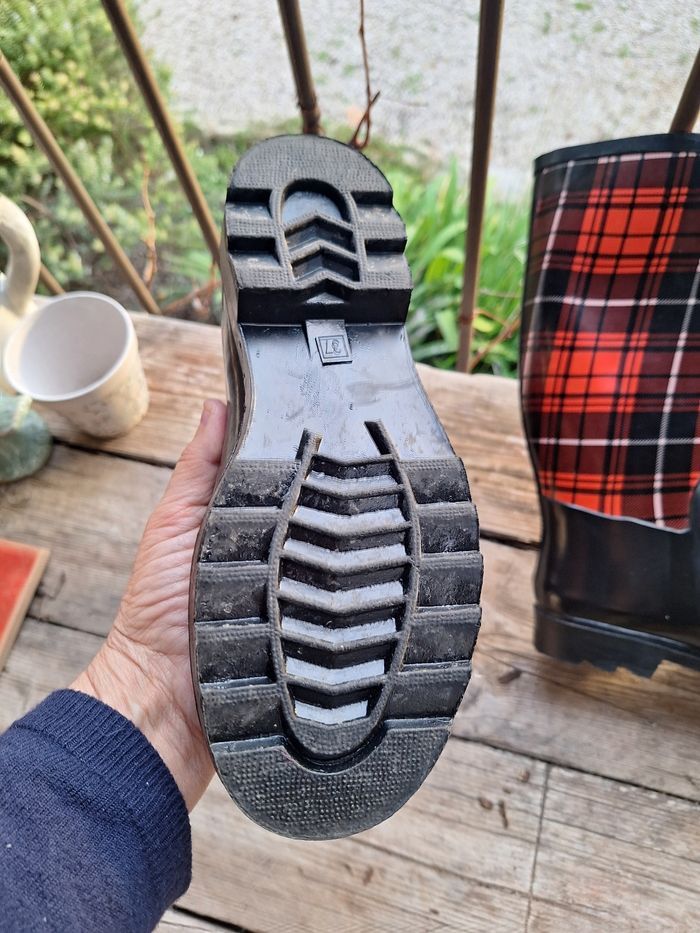 Bottes de pluie motif tartan rouge et noir - photo numéro 9