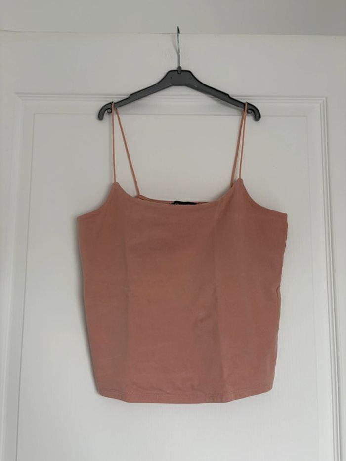 Débardeur à fines bretelles rose Primark S très bon état - photo numéro 2