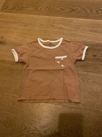 TEE shirt