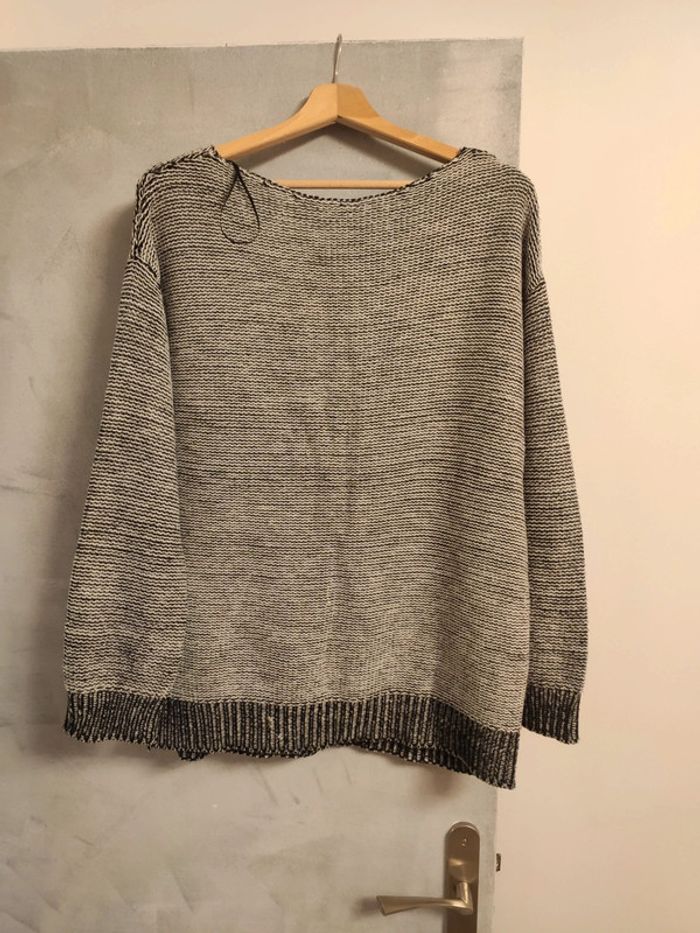 Pull gris maille dessin crâne - photo numéro 2