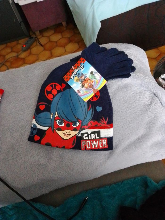 Bonnet et gant miraculous