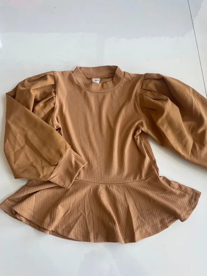 Ensemble legging et pull manches bouffantes 7 ans fille - photo numéro 2