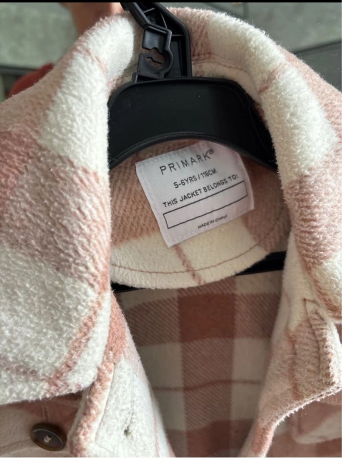 Manteau sur chemise - photo numéro 2