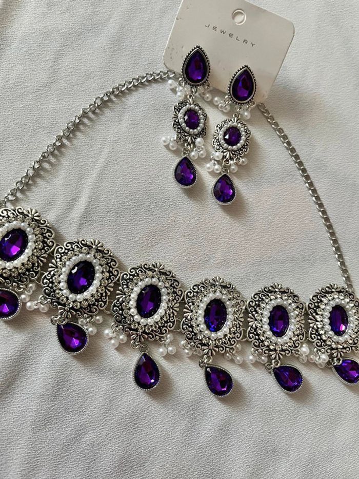 Ensemble parure bijoux violette