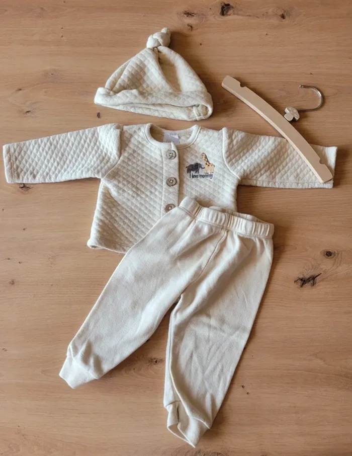 Ensemble pyjama - 6 mois - 9 mois