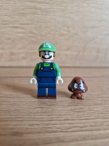 Figurine type lego Luigi / Super Mario