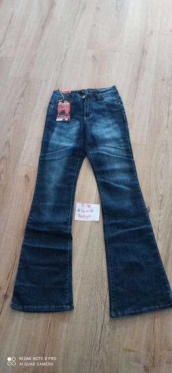 Jeans bootcut t. 36