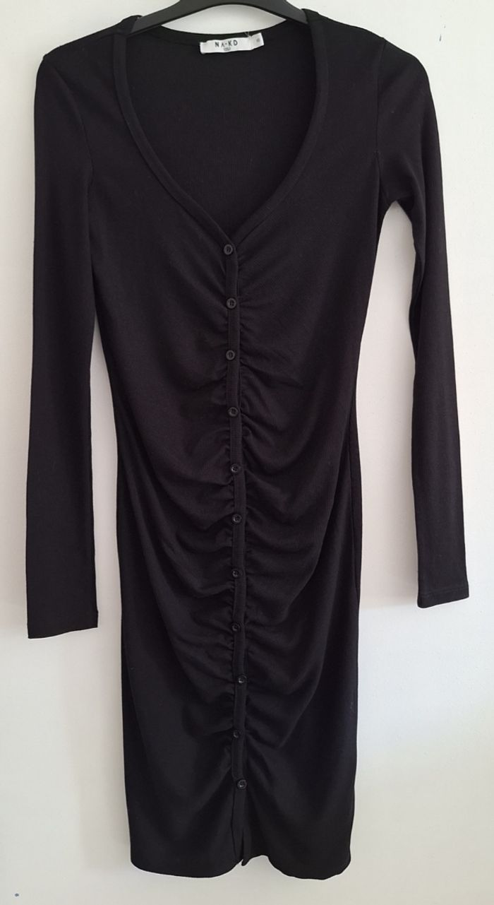 Robe-pull boutonnée couleur unie