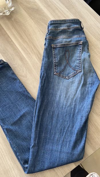 Jean lunn taille 29