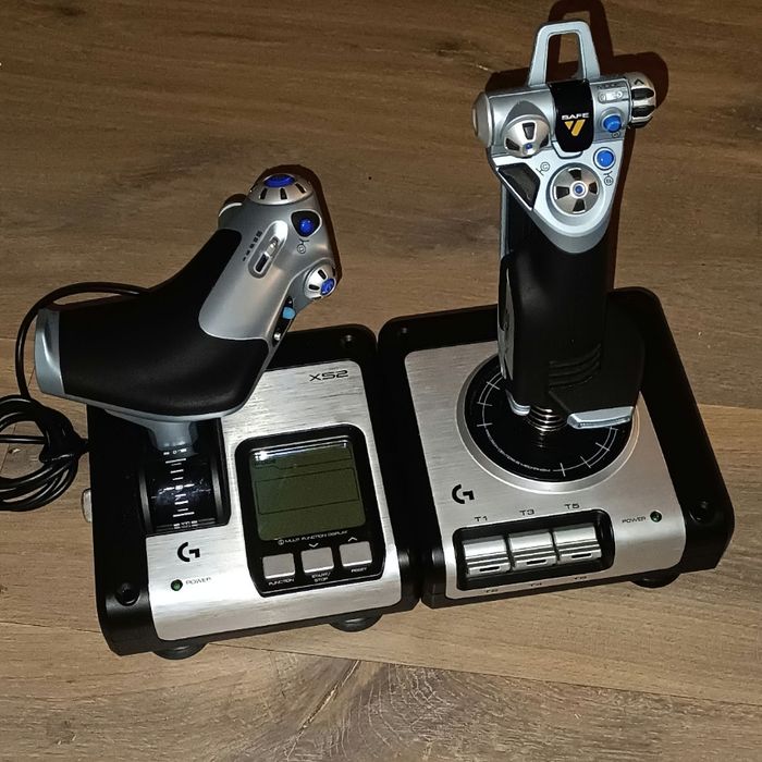 Logitech X52 - photo numéro 2