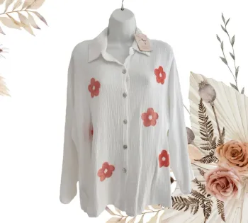 Chemise gaze de coton blanche avec fleurs brodées neuve