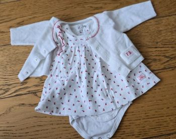 Robe et Gilet Petit Bateau 1 mois Neufs