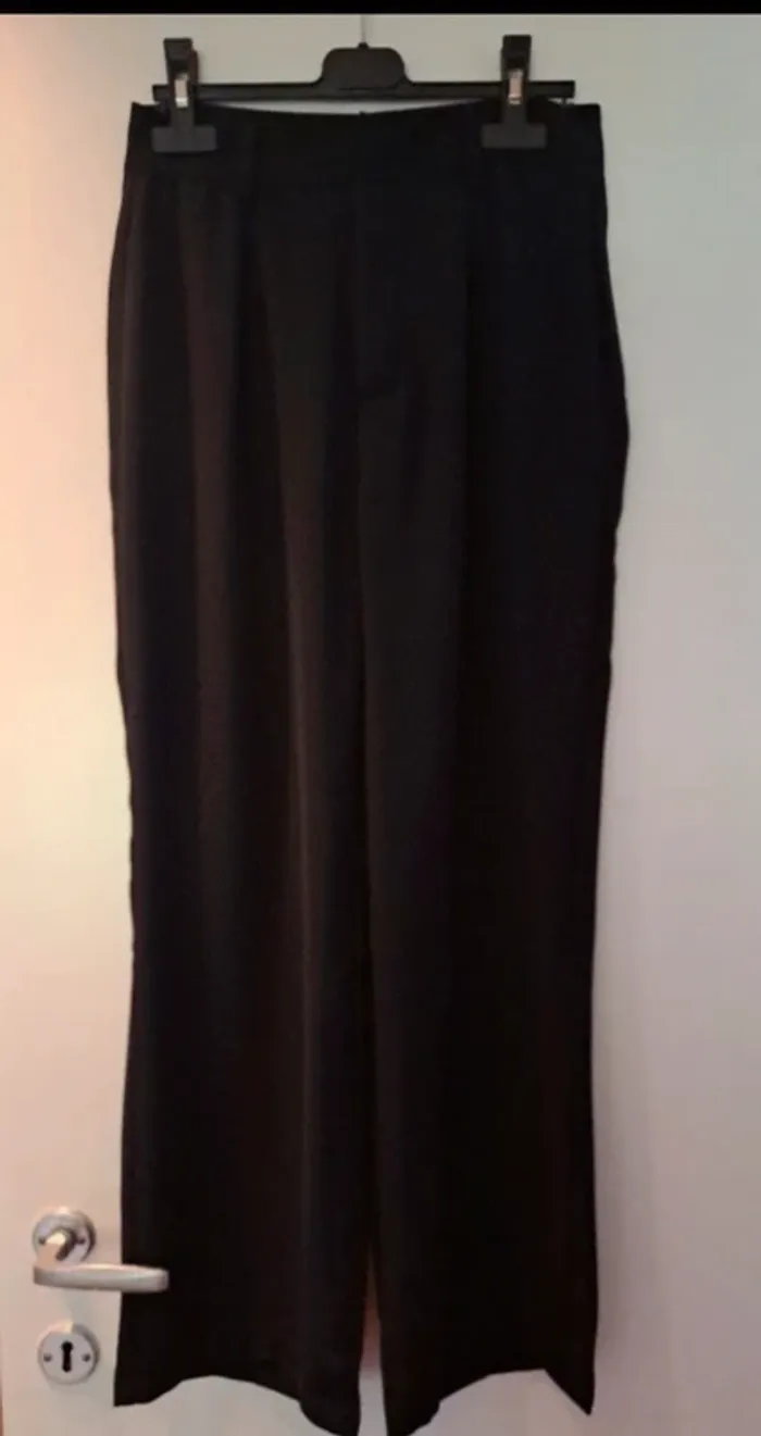 Joli pantalon noir habillé Shein - photo numéro 3