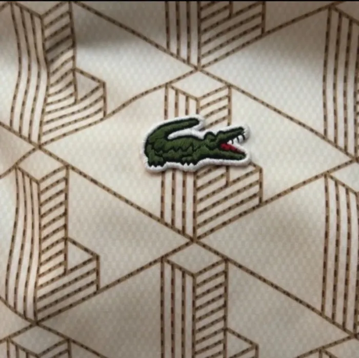 Doudoune Lacoste neuve - photo numéro 3