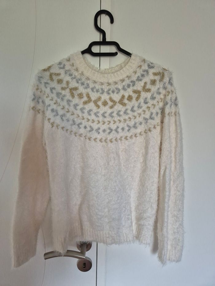 Pull motifs brillants