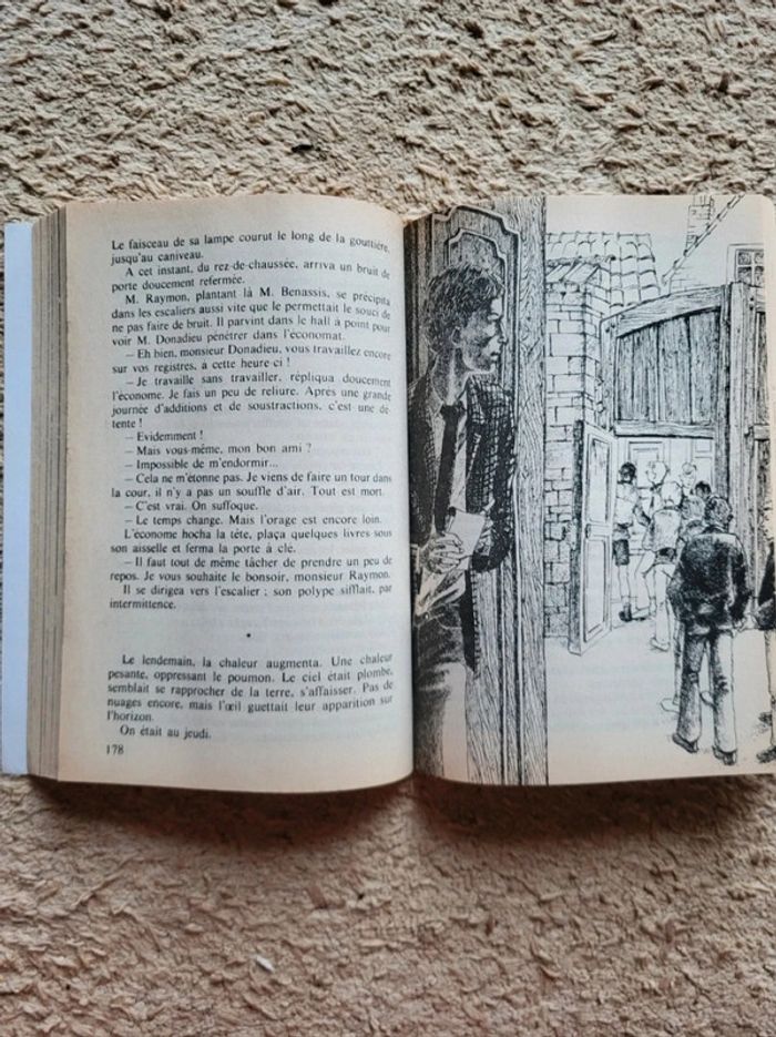 Roman jeunesse Les disparus de Saint-Agil de Pierre Véry Édition spéciale Folio Junior - photo numéro 7