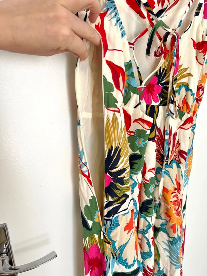 Robe d’été tropicale Etam XS doublée et nouée dans le dos - photo numéro 3