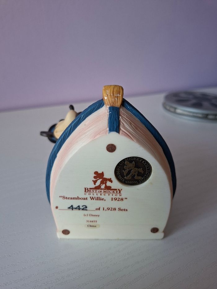 Figurine Disney "The Best of Mickey Mouse " Édition limitée et numérotée.  Import USA. - photo numéro 7