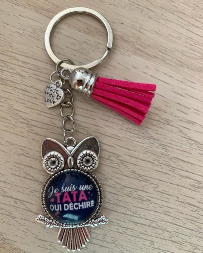 Porte-clés chouette « Je suis une tata qui déchire »