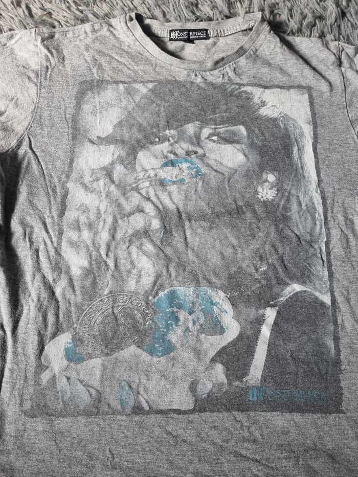 T-shirt gris imprimé Rihanna taille M - photo numéro 2
