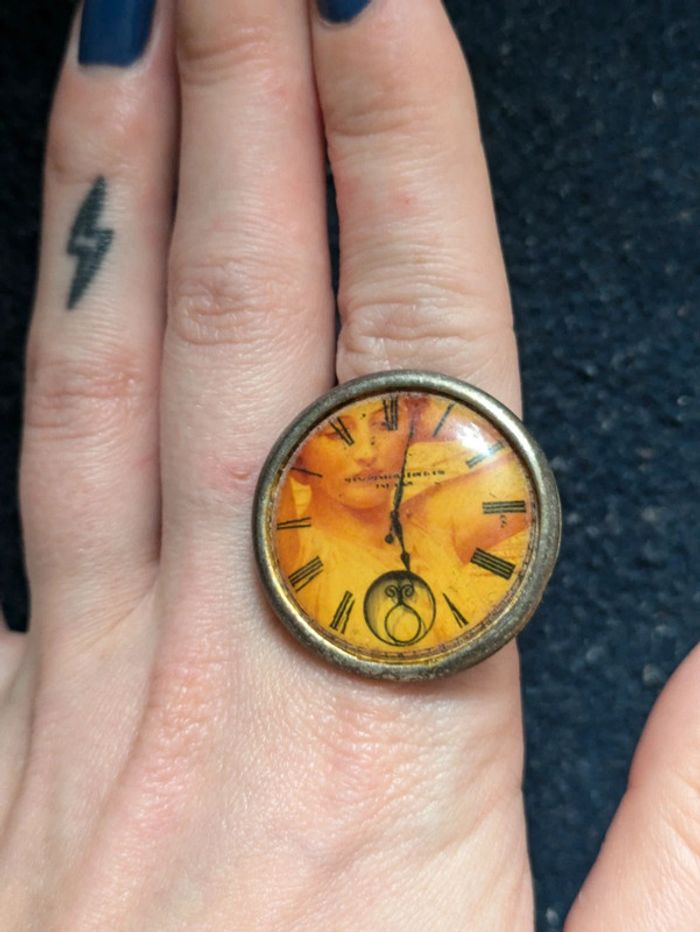 Bague ronde style vintage