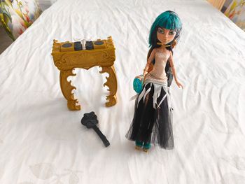 Poupée monster high cléo de nile 