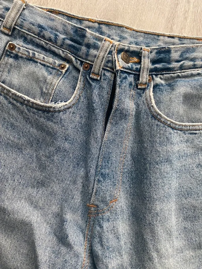 Jeans taille haute Levis - photo numéro 3