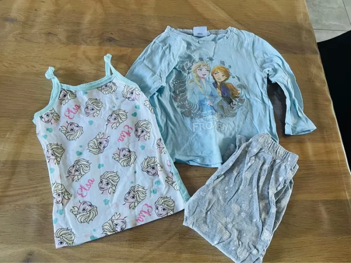 Lot pyjama débardeur la reine des neiges 2 ans