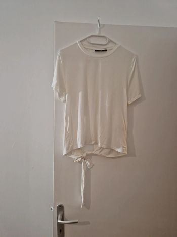 Tee-shirt manche courte femme blanc ouvert dans le dos TBE taille42-44 kiabi