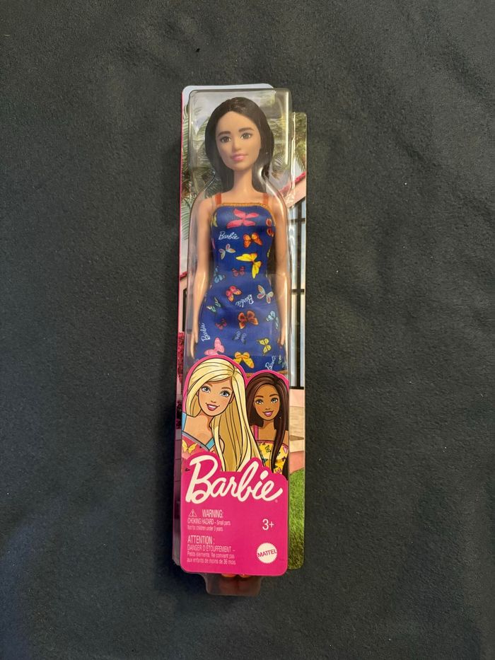 Barbie Assortiment Chic poupée mannequin bleu - photo numéro 2