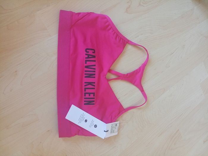 Brassière de sport Calvin Klein taille S - photo numéro 2