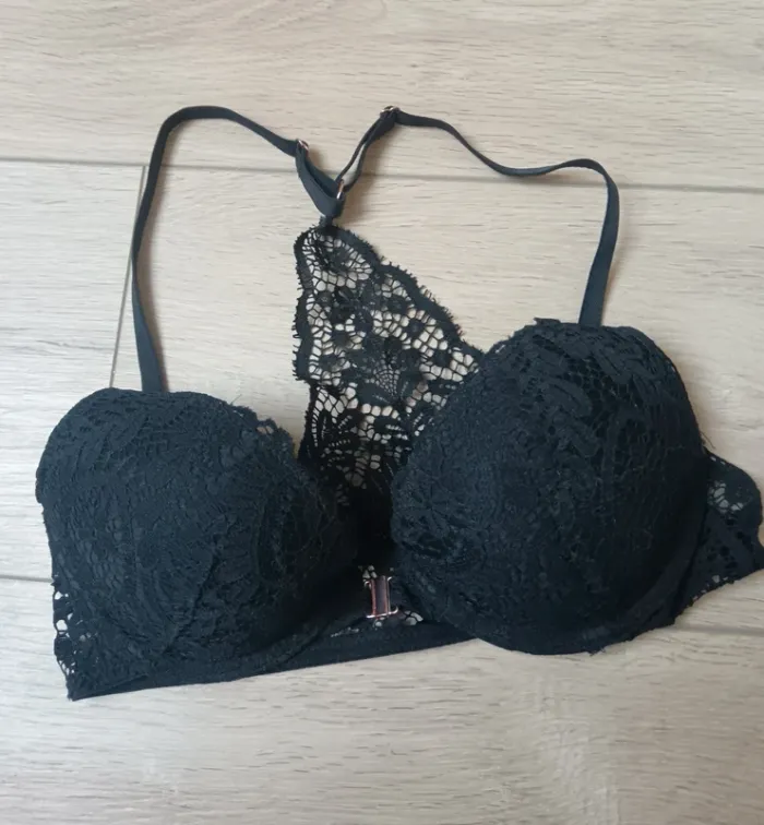 Soutien gorge ouverture devant - photo numéro 2