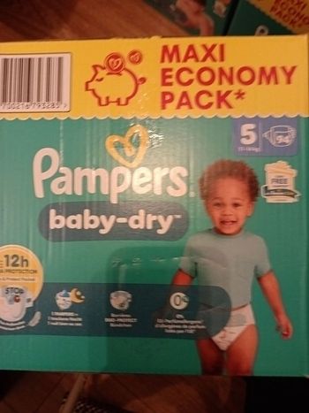 Couches pampers taille 5