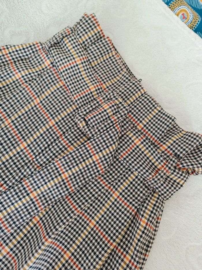 Pantalon ajusté Bershka à carreaux - photo numéro 3