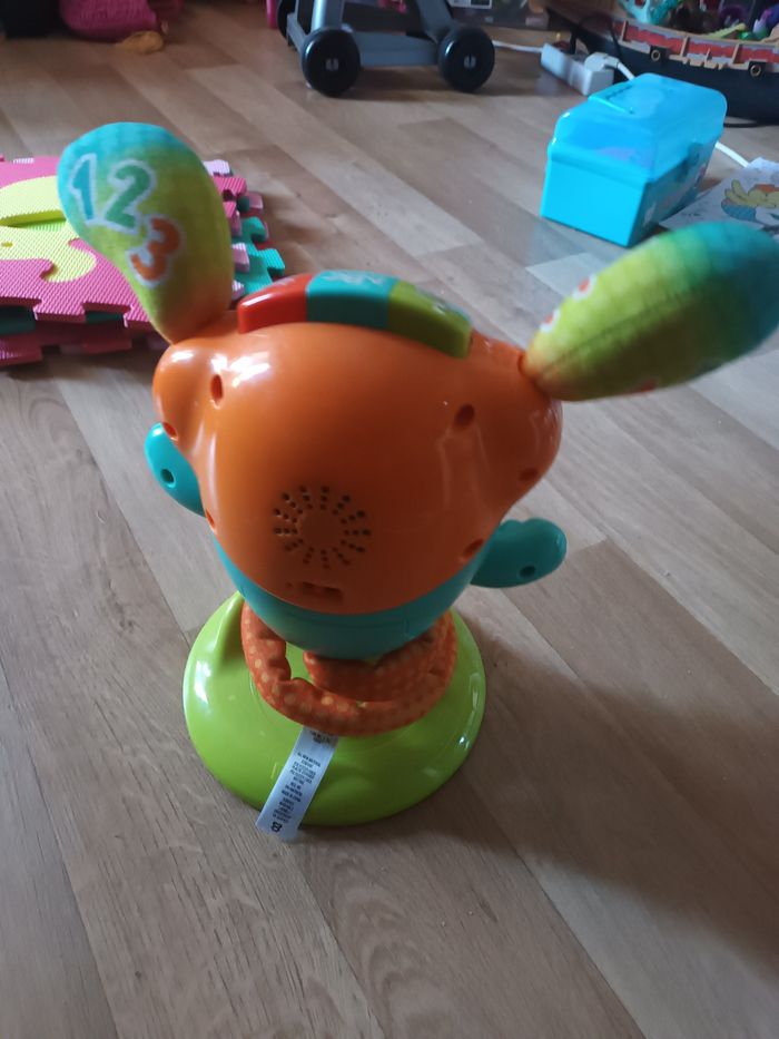 Dj le robot - photo numéro 2