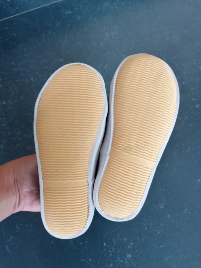 Turnpantoffels maat 26 - photo numéro 3