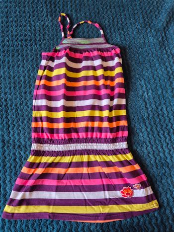 Robe bretelles fille taille 10ans
